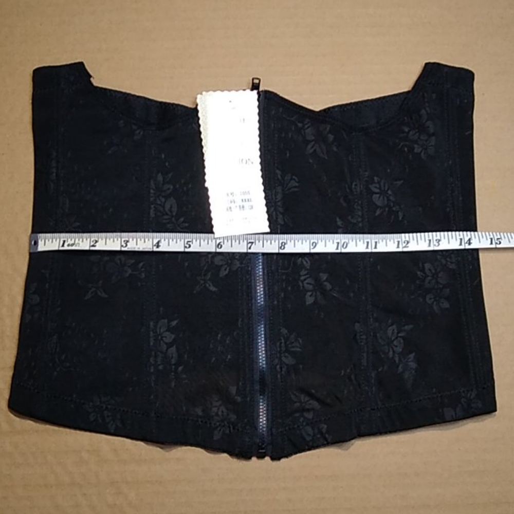 (4/$20)Black NWT corset with front zipper and back hooks